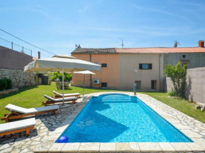 Holiday Home Laura by Interhome